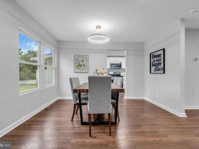 House for sale in Woodbury Heights, New Jersey