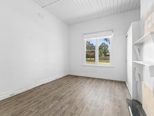 House for rent in Woodend, Victoria