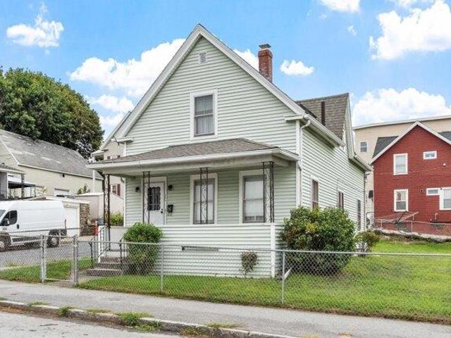 House for sale in Grafton Square, Worcester