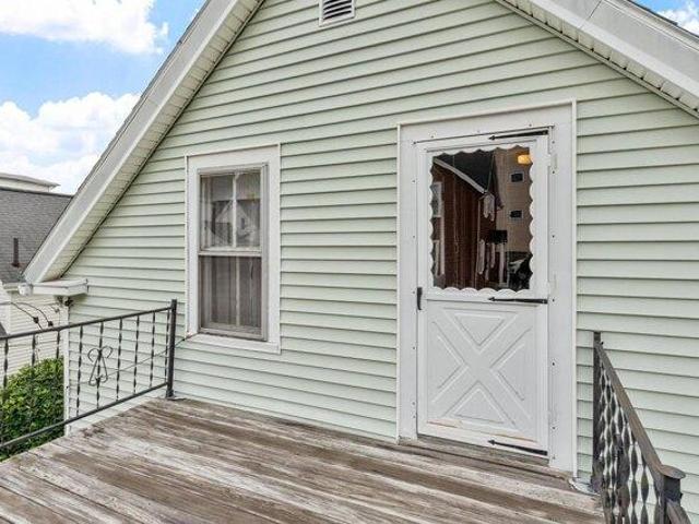 House for sale in Grafton Square, Worcester
