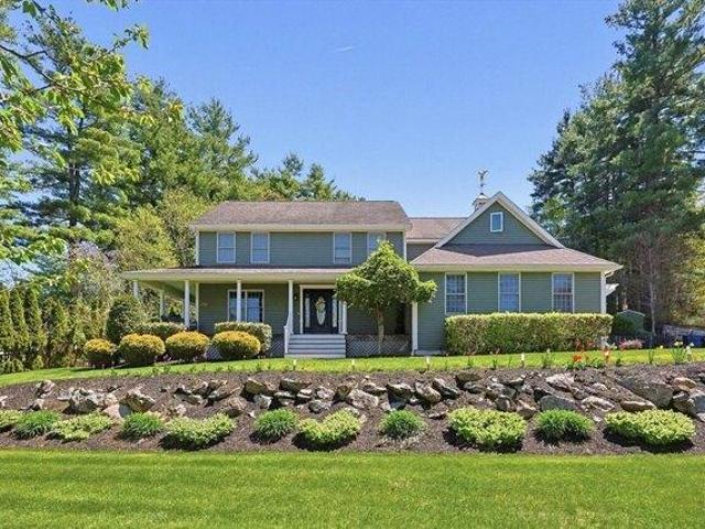 House for sale in Wrentham, Massachusetts