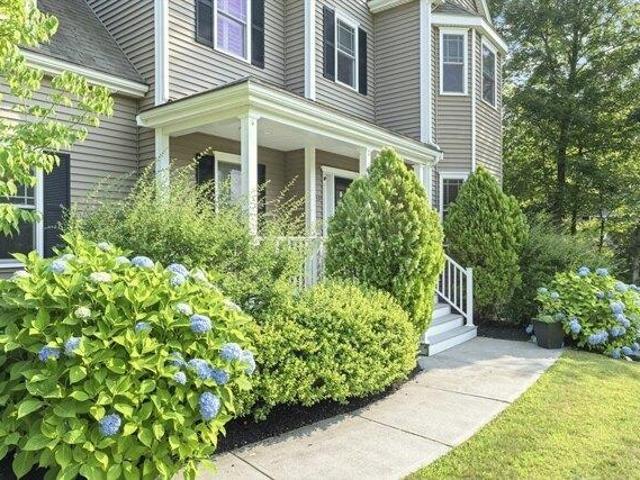 House for sale in Wrentham, Massachusetts