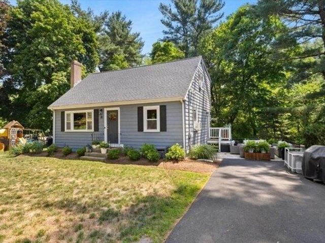 House for sale in Wrentham, Massachusetts