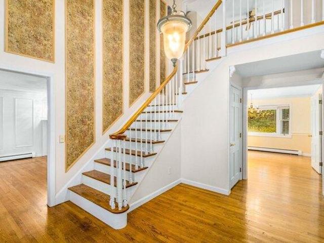 House for sale in Barnstable