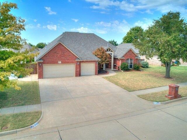 House for sale in Yukon, Oklahoma