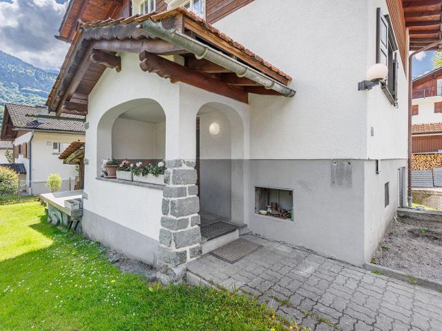Haus kaufen in Jenaz, Graubünden