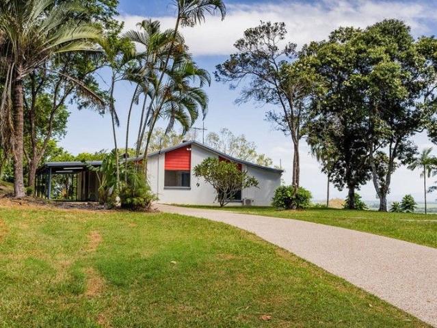 Cottage for sale in Farleigh, Queensland