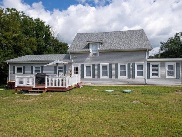 House for sale in Acushnet, Bristol County