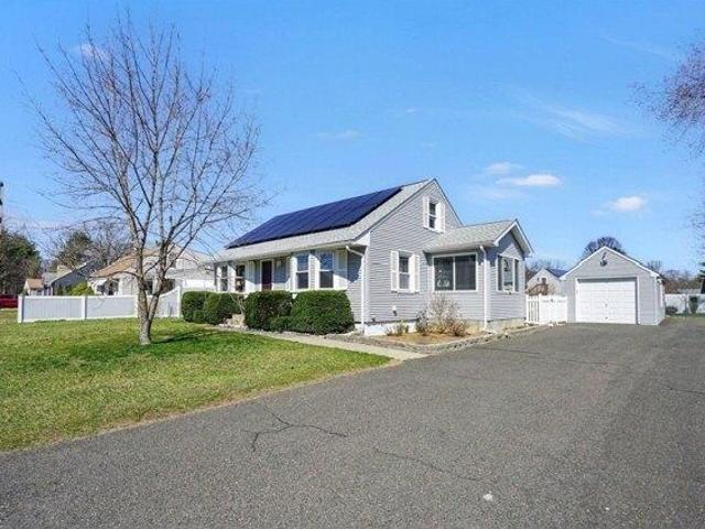 House for sale in Hampden, Massachusetts