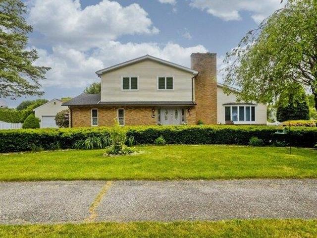 House for sale in Hampden, Massachusetts