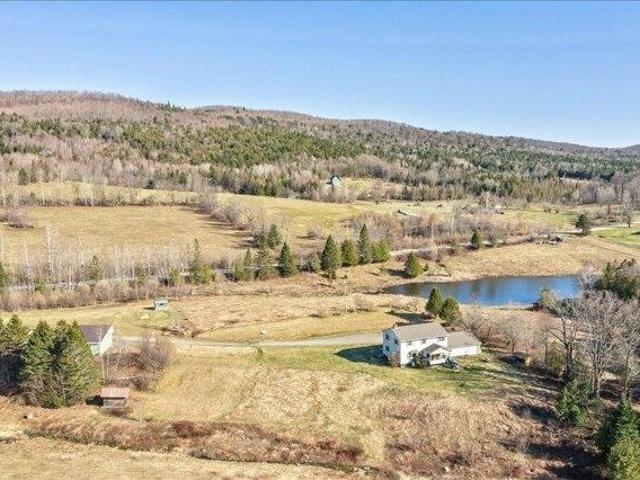 House for sale in Albany, Vermont