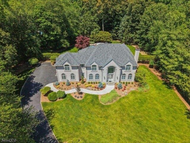 House for sale in Allendale, New Jersey
