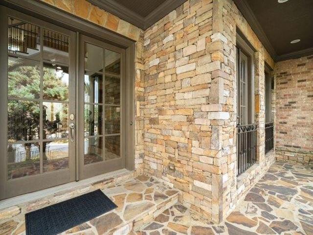 House for sale in Alpharetta, Georgia