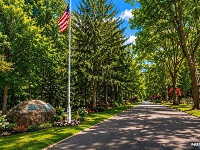House for sale in Alpine, New Jersey