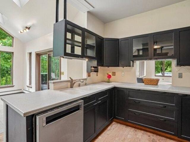 House for sale in Ashby, Middlesex County