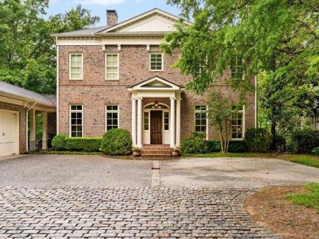 House for sale in Sandy Springs, Georgia