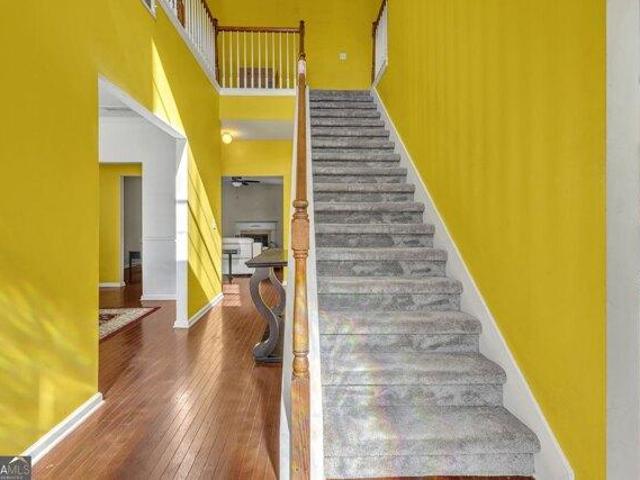 House for sale in Red Oak, Georgia