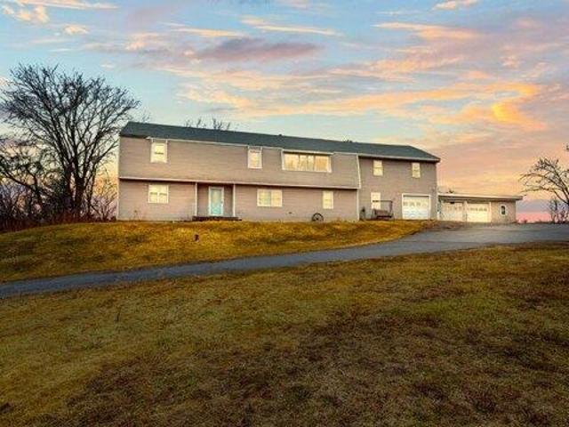 House for sale in Maine