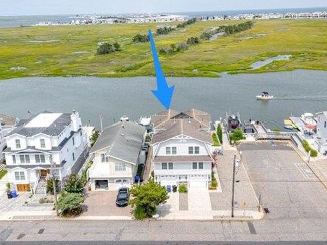 House for sale in Avalon, New Jersey