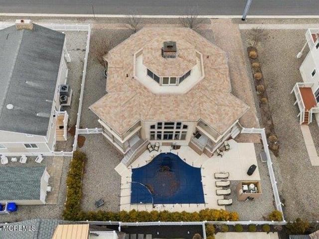 House for sale in Avalon, Cape May County