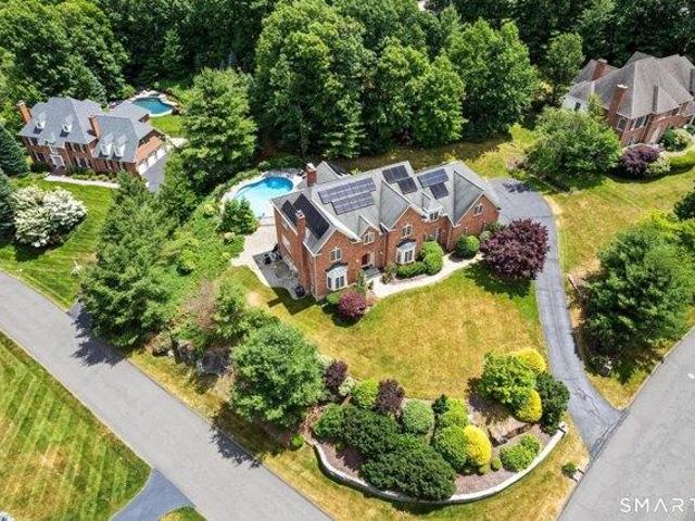 House for sale in Avon, Connecticut