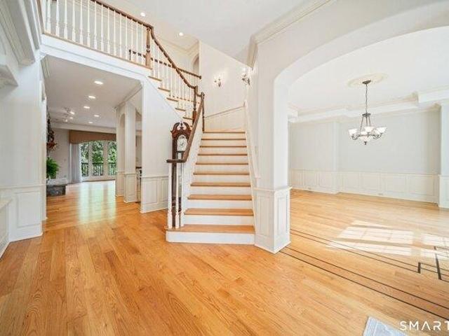 House for sale in Avon, Capitol Planning Region