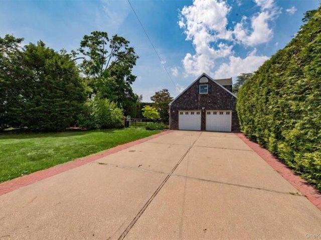 House for sale in Babylon, New York