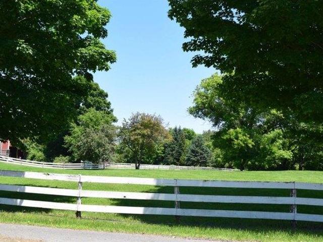 House for sale in McIndoe Falls, Barnet