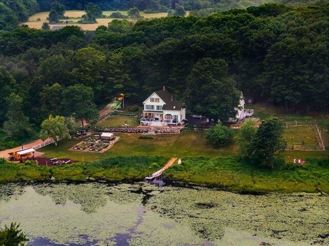 House for sale in New Hampshire