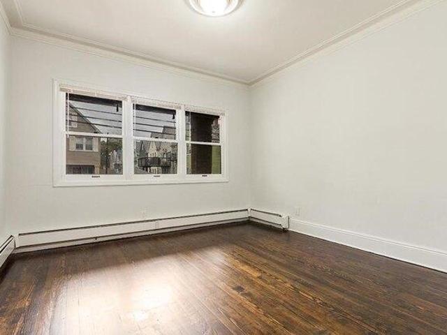 House for sale in Hudson, New Jersey