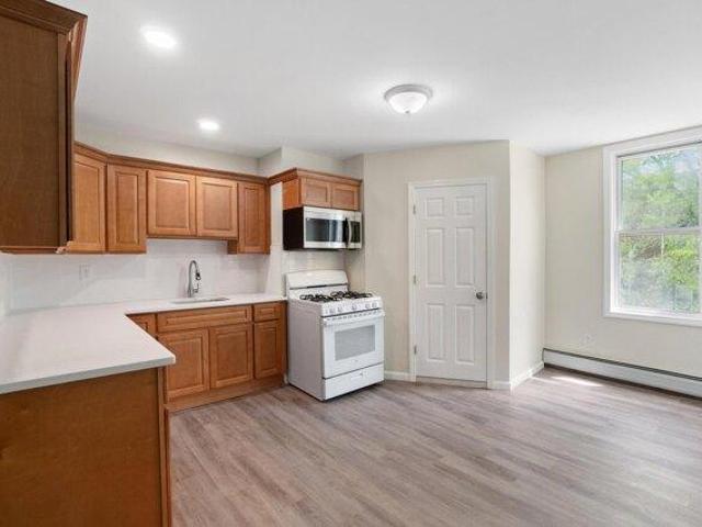 House for sale in Bayonne, Hudson County