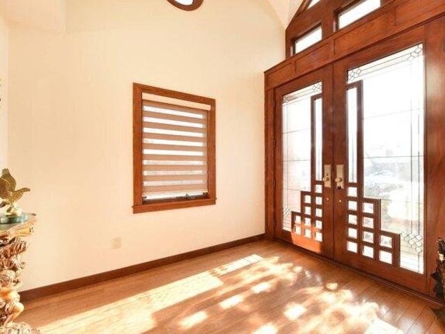 House for sale in Queens, Arverne