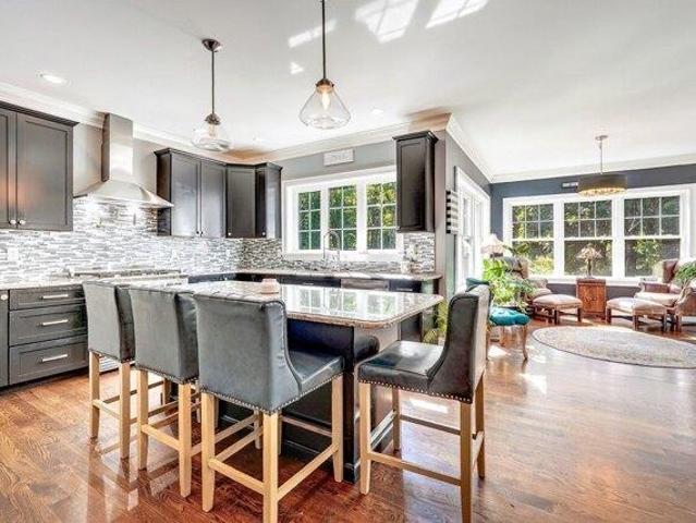 House for sale in Bedford, Middlesex County