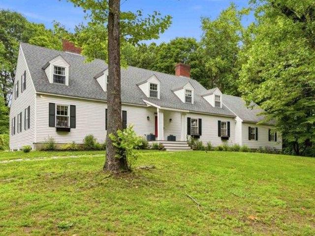 House for sale in New Hampshire