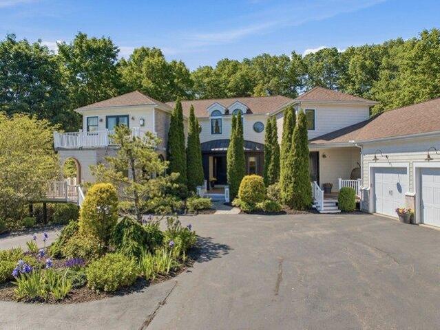 House for sale in New Hampshire