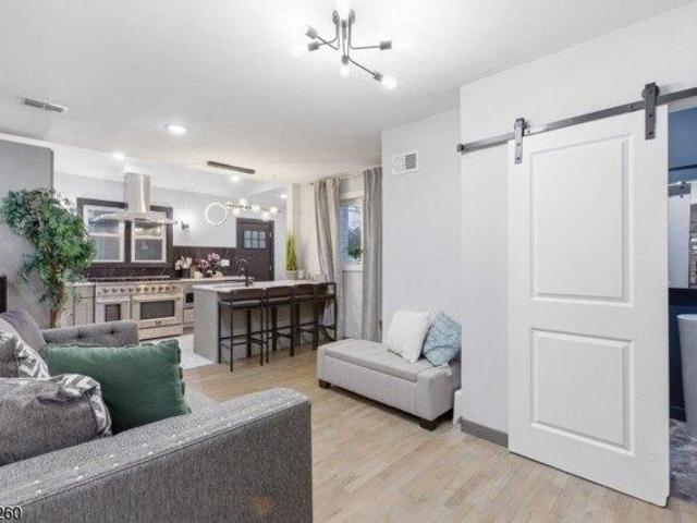 House for sale in Bloomfield, New Jersey