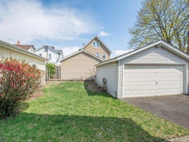 House for sale in Belleville, Essex County