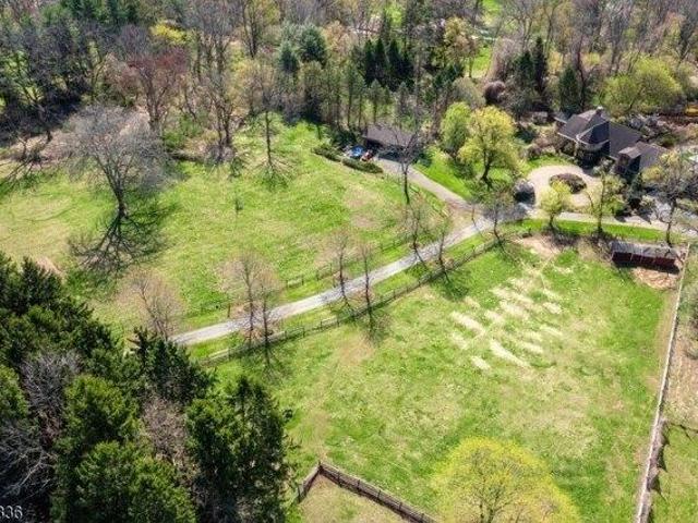 House for sale in Bernardsville, New Jersey