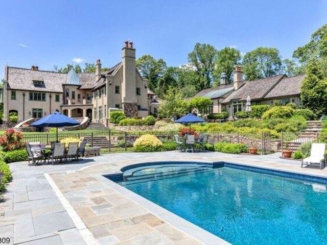 House for sale in Bernardsville, New Jersey