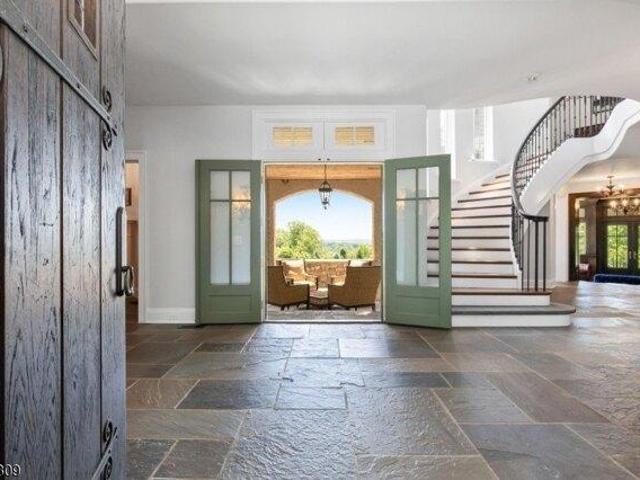 House for sale in Bernardsville, New Jersey
