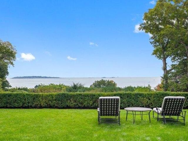 House for sale in Prides Crossing, Beverly