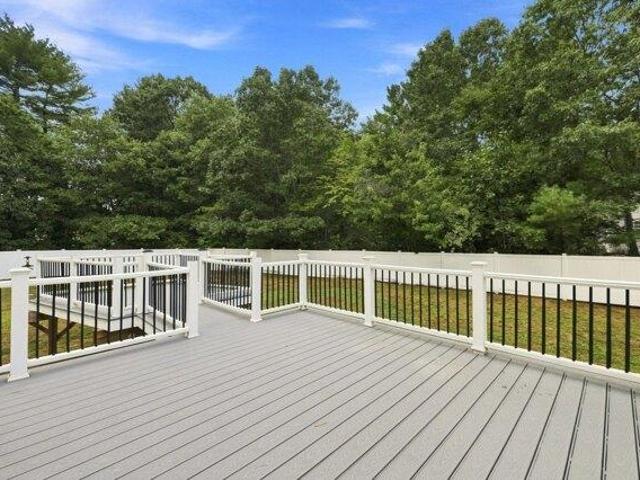 House for sale in North Billerica, Billerica