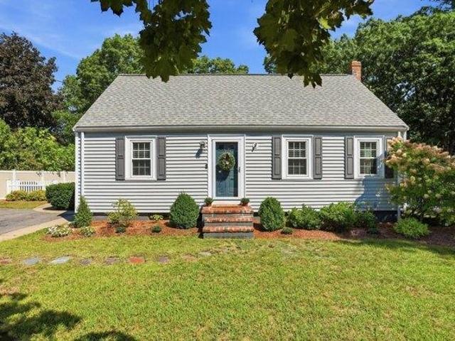 House for sale in Billerica, Middlesex County