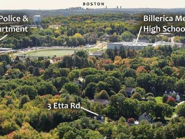House for sale in Billerica, Middlesex County