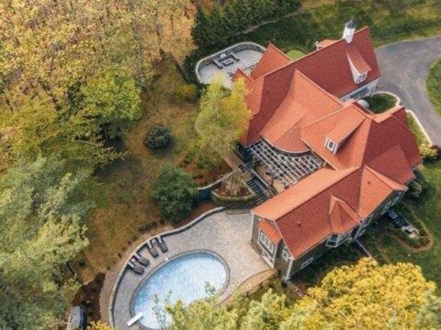House for sale in Bolton, Massachusetts