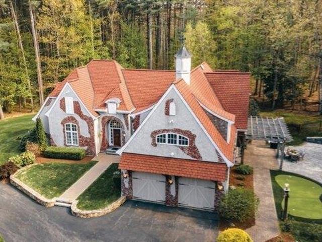 House for sale in Bolton, Massachusetts