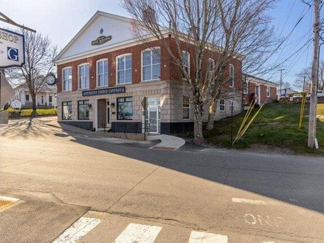 House for sale in Boothbay Harbor, Maine