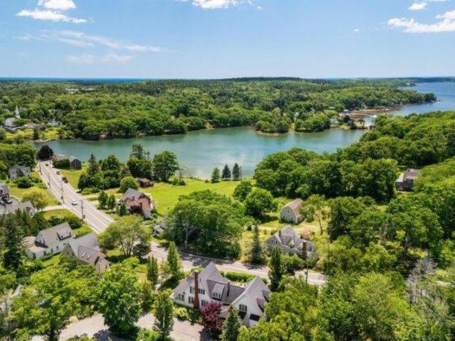 House for sale in Boothbay Harbor, Maine