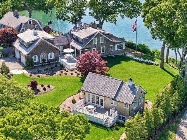 House for sale in Cataumet, Massachusetts