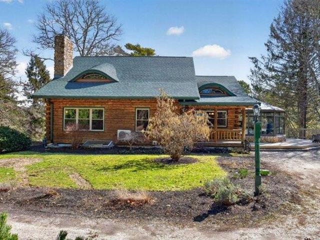 House for sale in Cataumet, Massachusetts